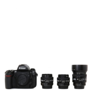 Nikon F6 + AF 35mm f2 D, 50mm f1.4 D, 85mm f1.8 D Black SET