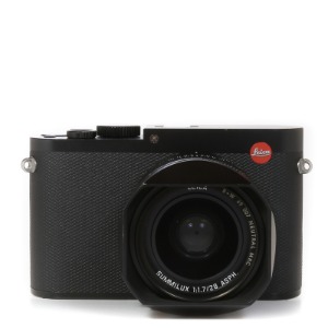 Leica Q Black